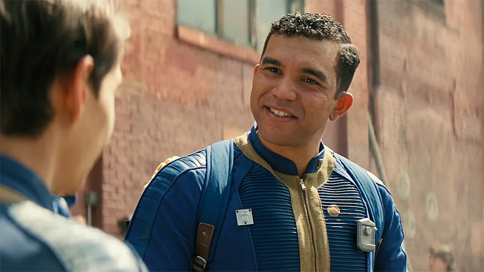 Норм и Ронни в разговоре